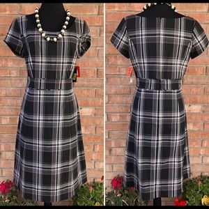 NWT💗Isaac Mizrahi Size 12💗Fit & Flare